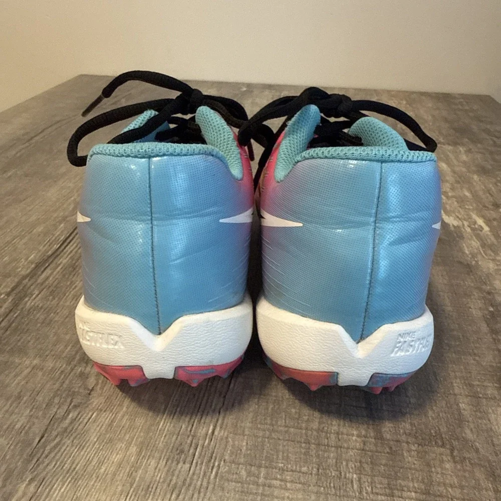 Nike kids hyper